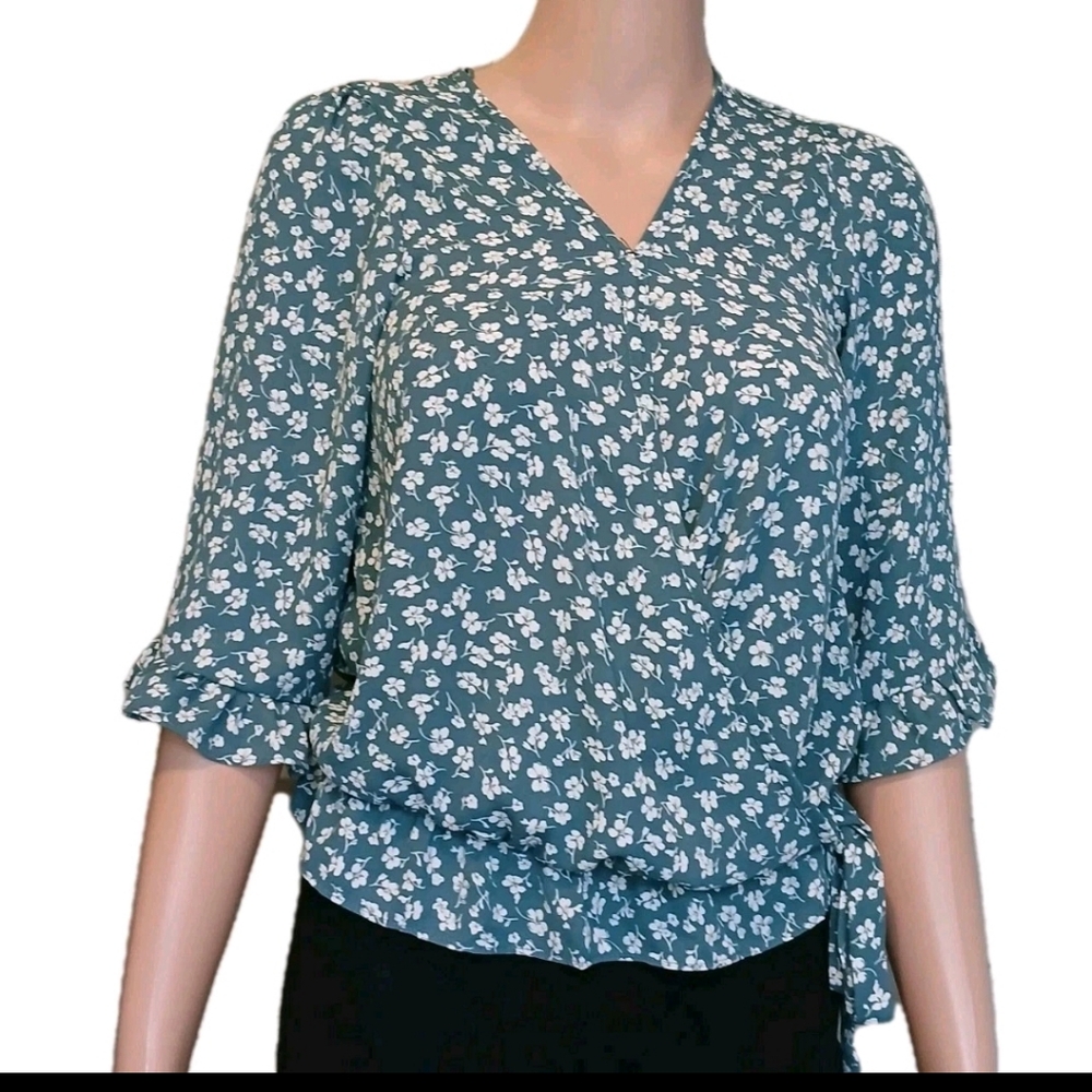 Sienna Sky Floral V-Neck Blouse - Teal Sz XS White Green Ruffle Sleves